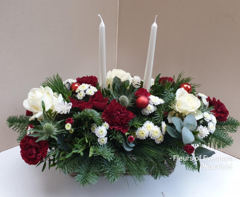 Christmas Candle  Arrangement