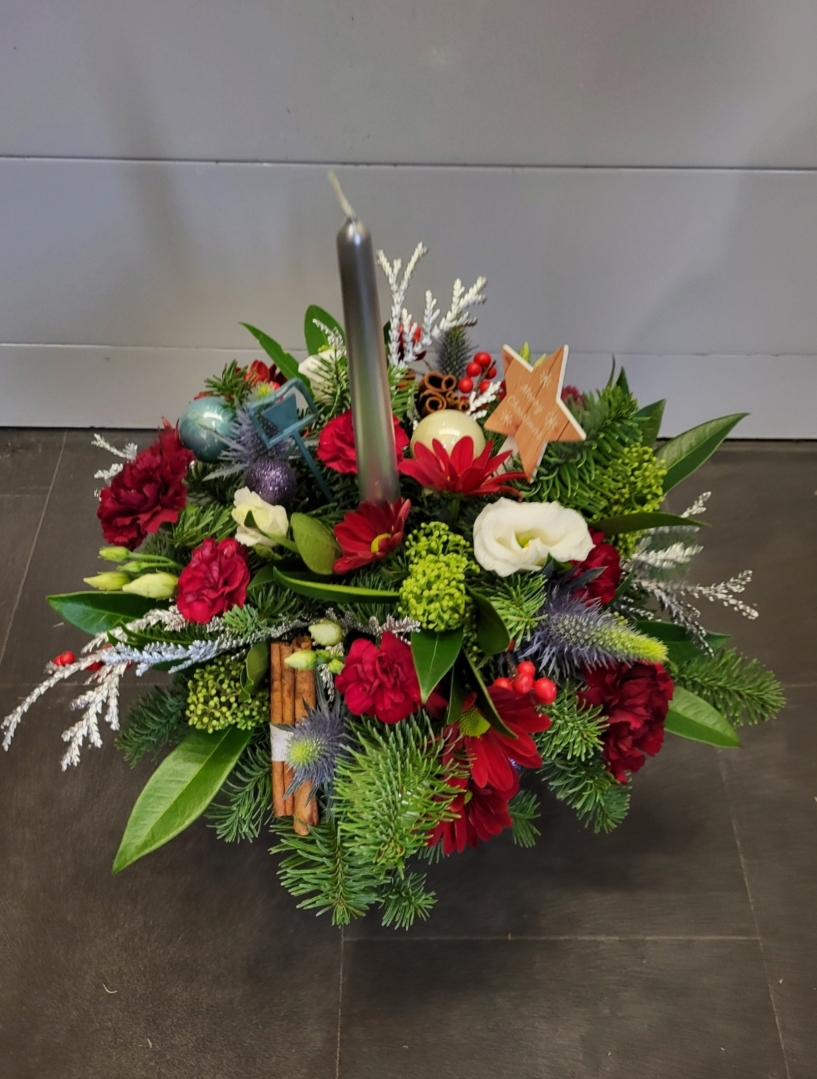 Christmas Candle  Arrangement