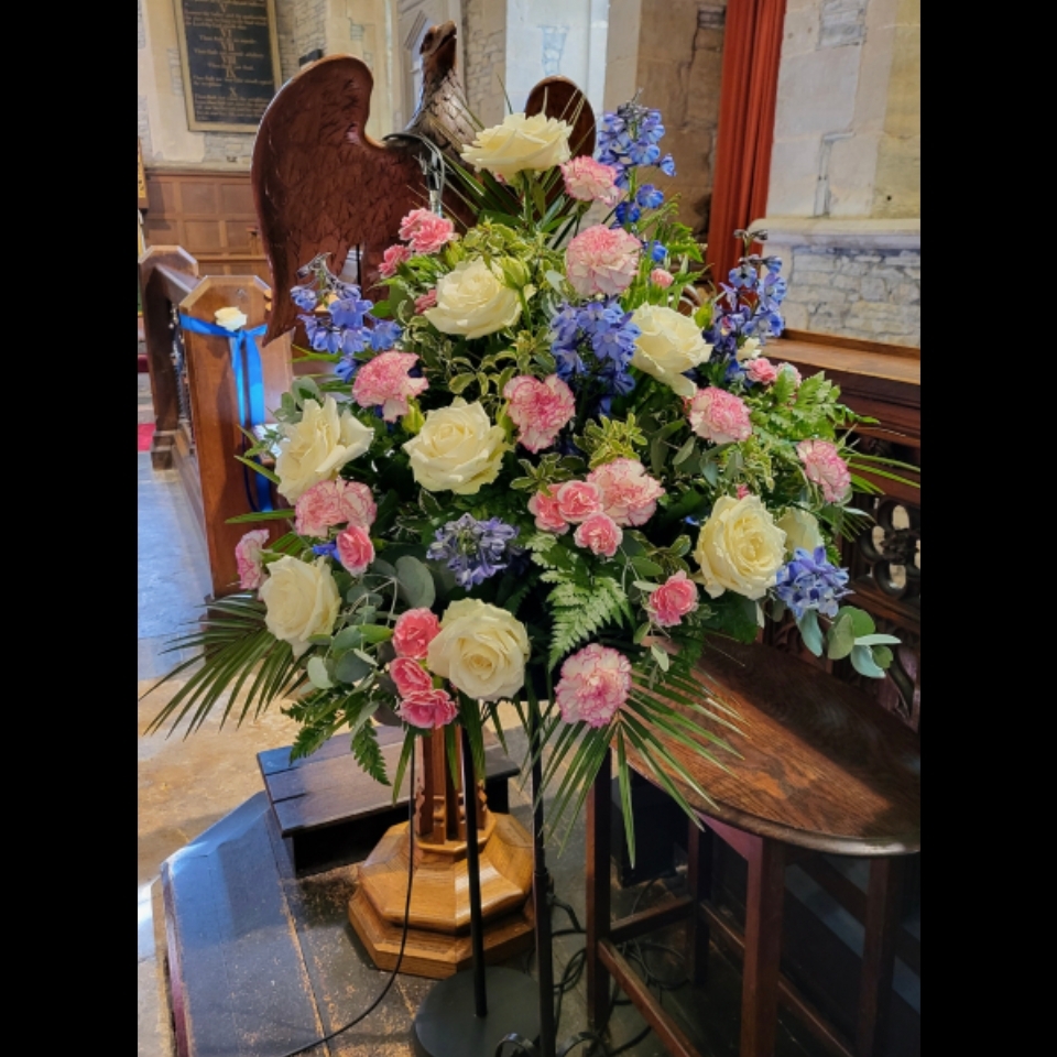 Pedestal Arrangement