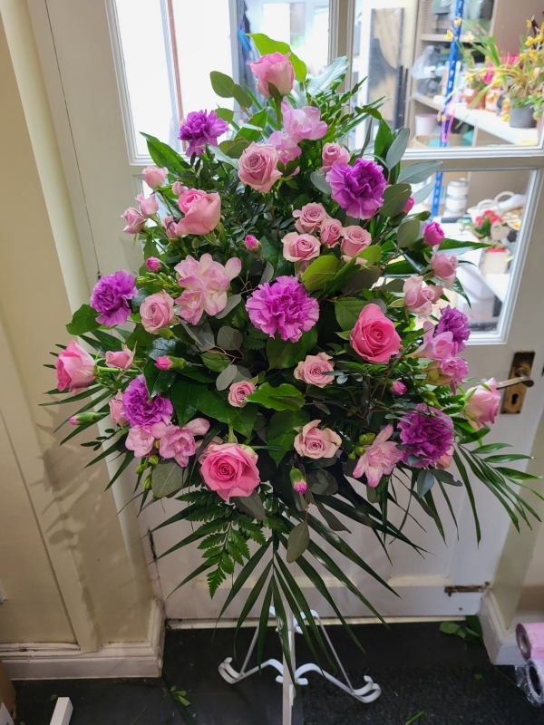 Pedestal Arrangement