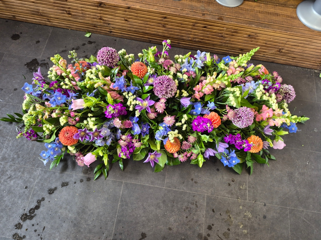 Cottage Style Garden Spray