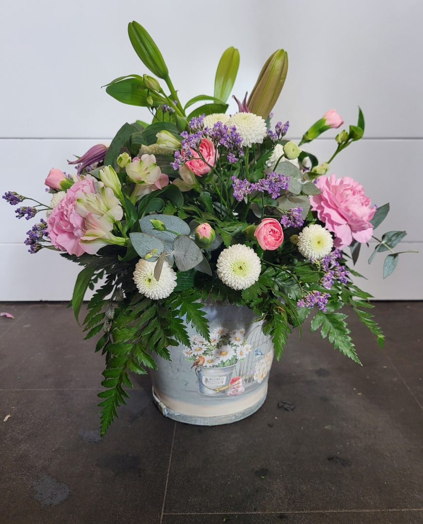 Mothers Day Arrangement