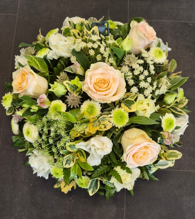 Loose Funeral Posy   Rose & Carnation