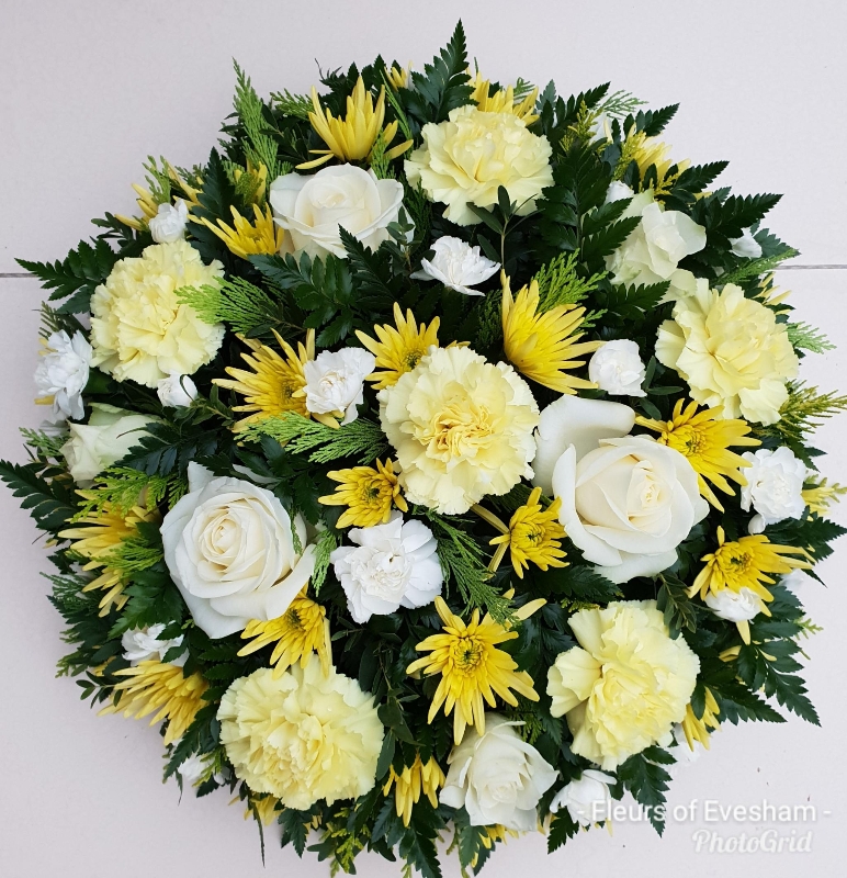 Carnation, Rose and Chrysanthemum Posy