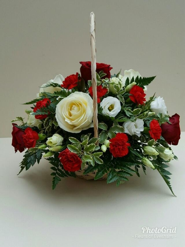 Romantic Basket